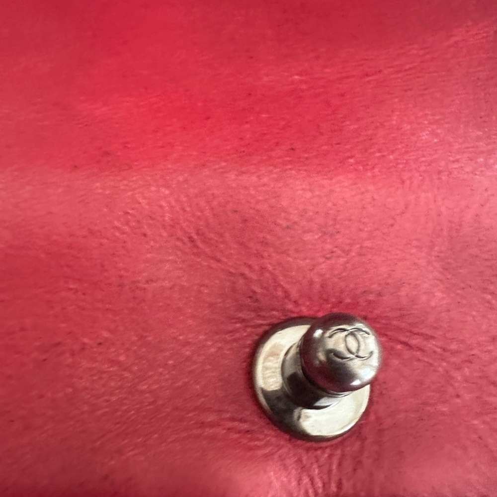 Gorgeous red Chanel Boy bag for Mikey - Picture 7 of 16